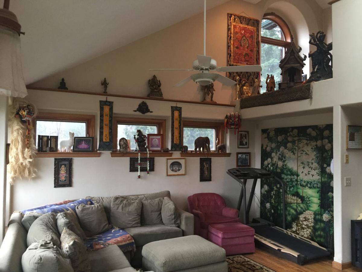 Healing Ponds Farm Villa Buxton Esterno foto