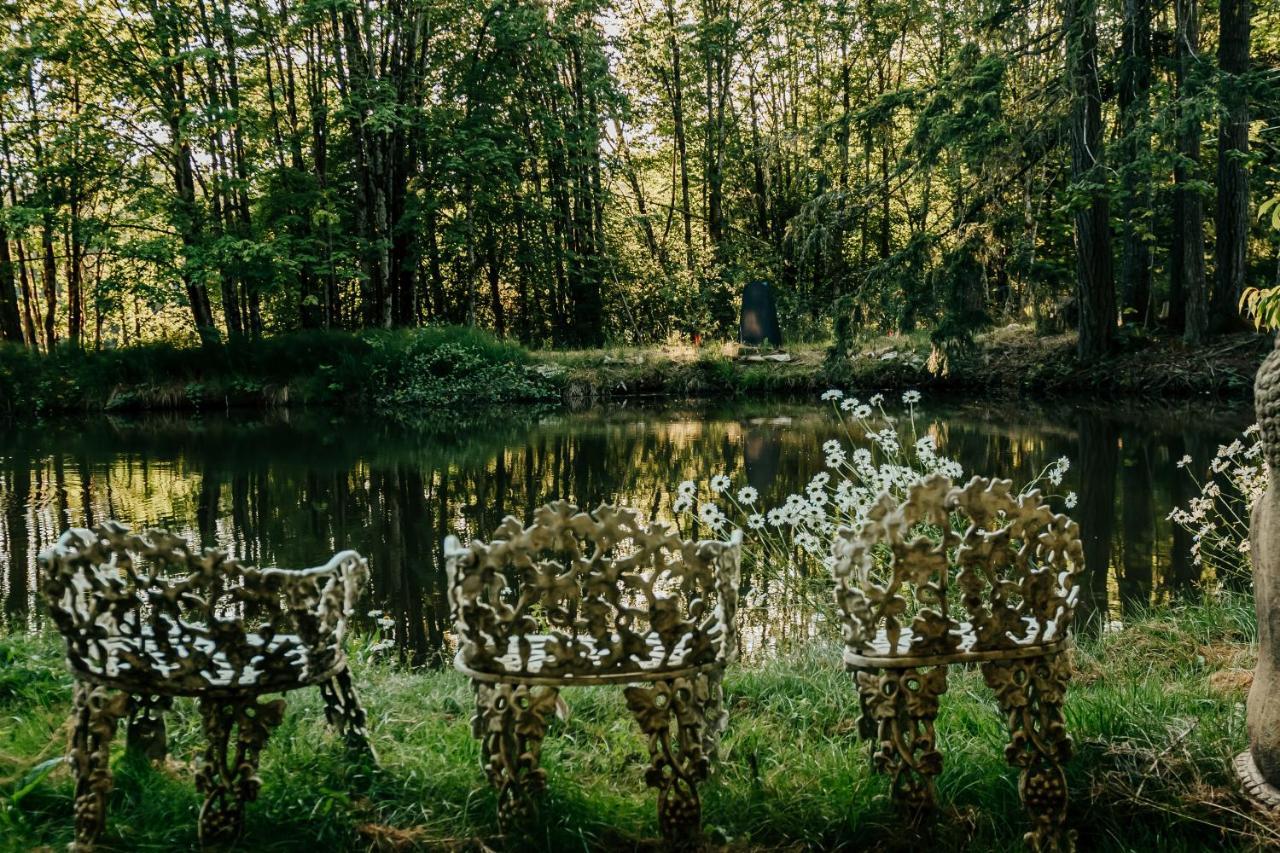 Healing Ponds Farm Villa Buxton Esterno foto